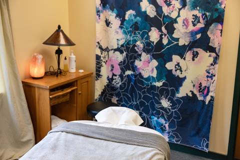 massage table 