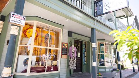 Mad River Valley Bridge Street Shopping