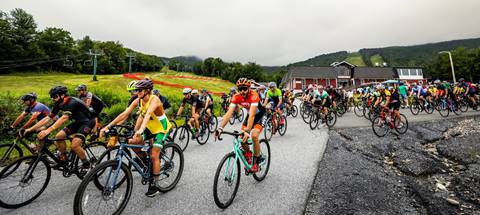 Bikers leaving Mt Ellen during Grateful Gravel