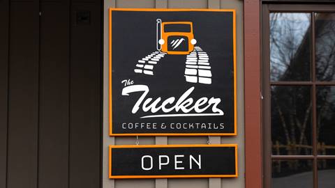 Tucker 