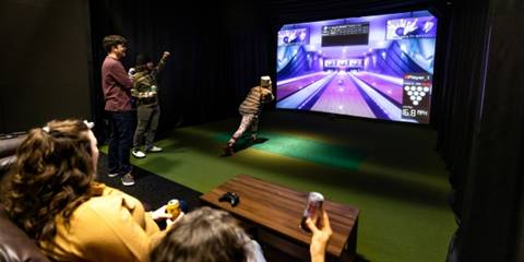 People playing in the SIM Suites 