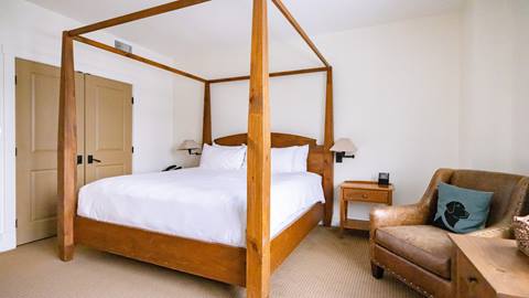 Interior Clay Brook Hotel
