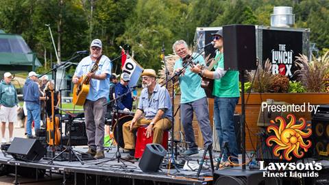 Music in the courtyard in the summer