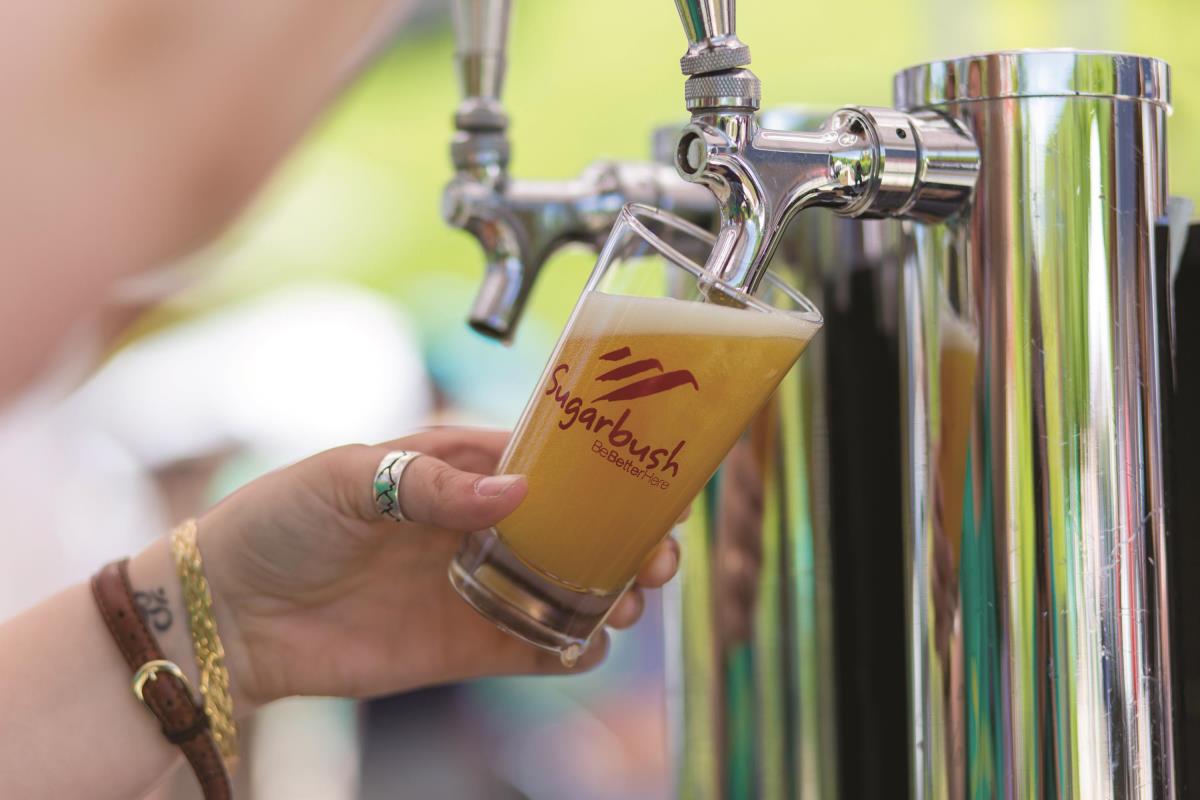 Beer Pour Logo